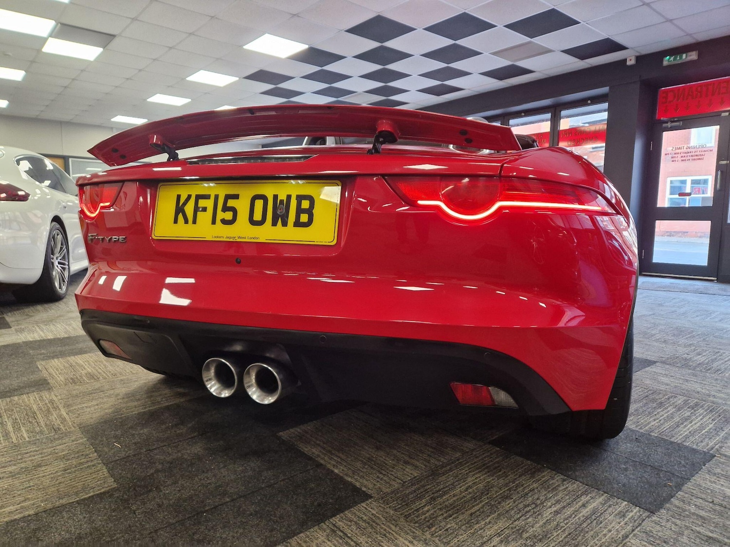 Used Jaguar F-Type 2015 for sale - 77320353: Photo 16