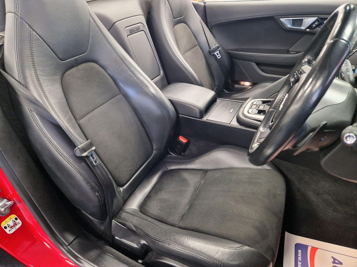 Used Jaguar F-Type 2015 for sale - 77320353: Photo 21