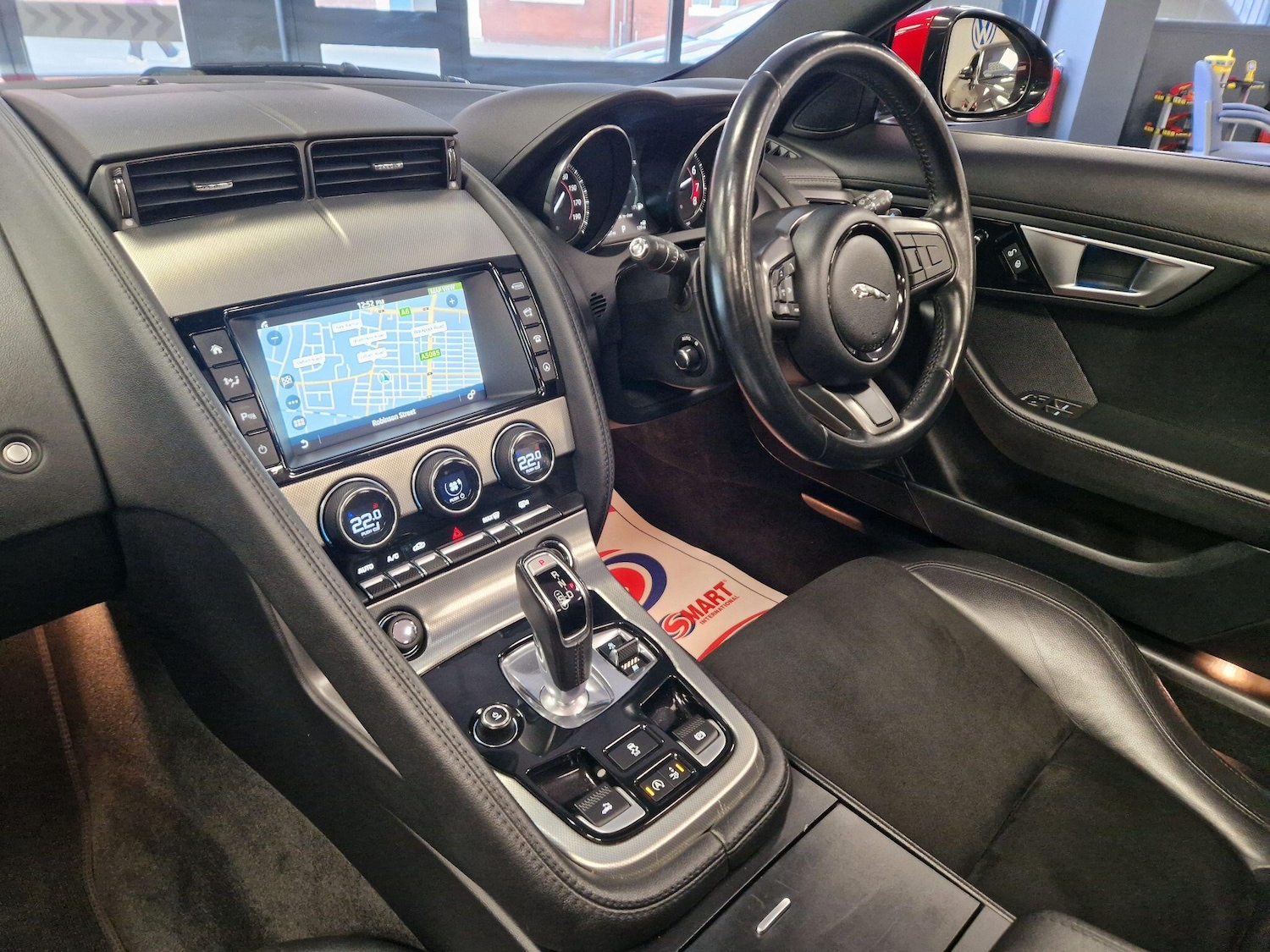 Used Jaguar F-Type 2015 for sale - 77320353: Photo 27