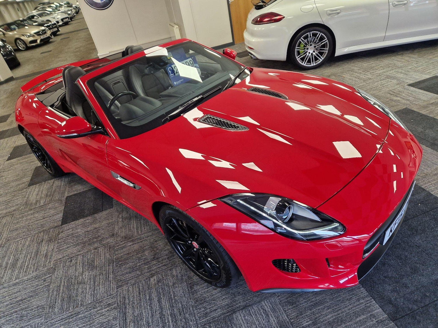 Used Jaguar F-Type 2015 for sale - 77320353: Photo 29
