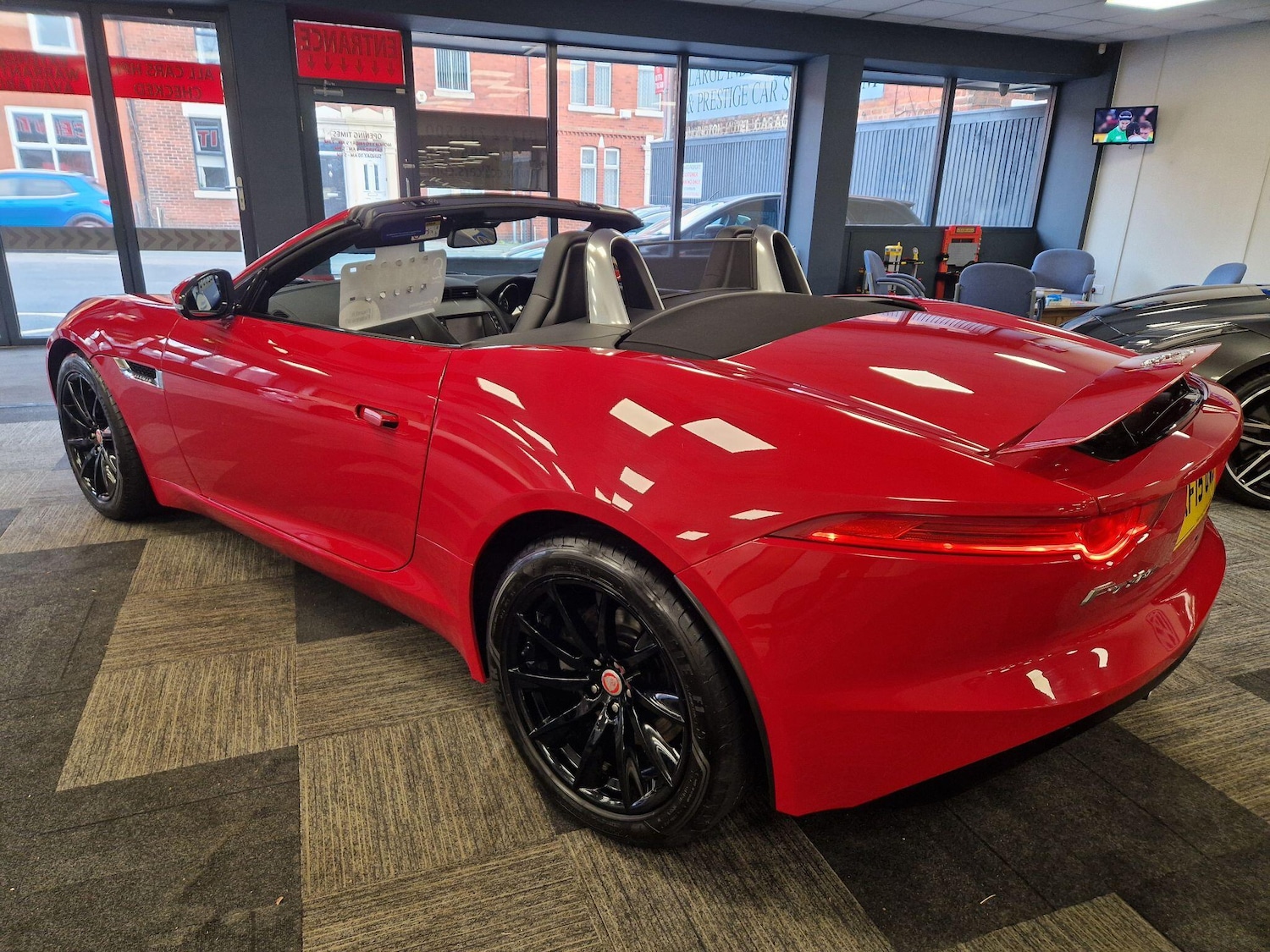 Used Jaguar F-Type 2015 for sale - 77320353: Photo 7