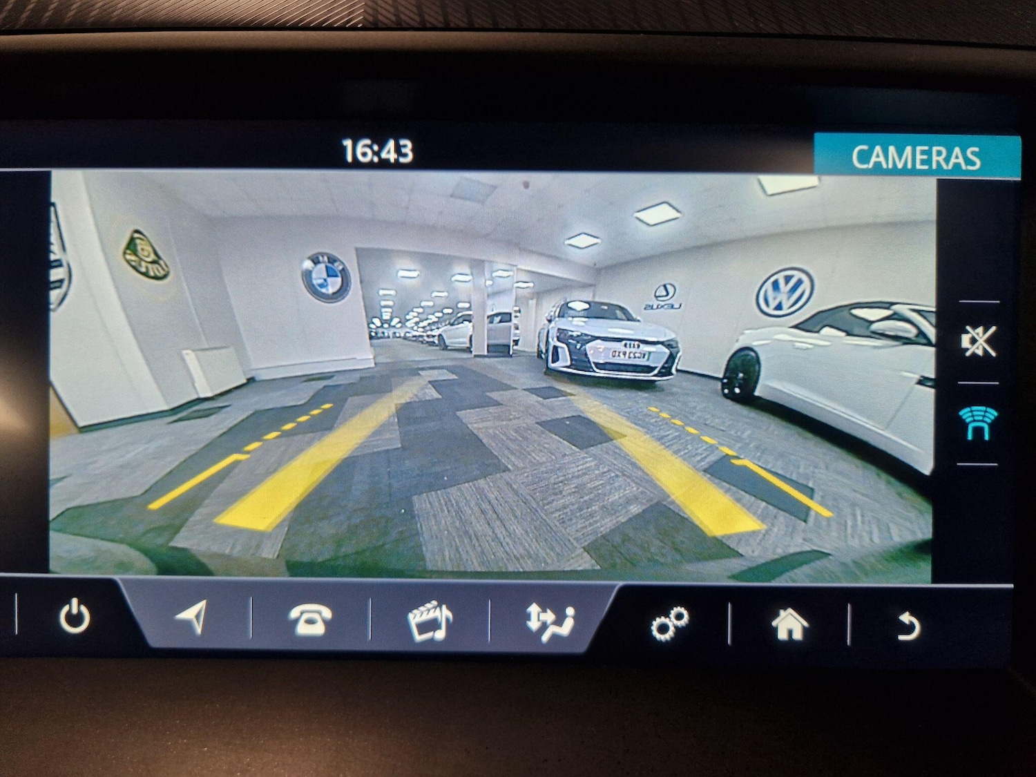 Used Jaguar F-Type 2018 for sale - 77439983: Photo 24