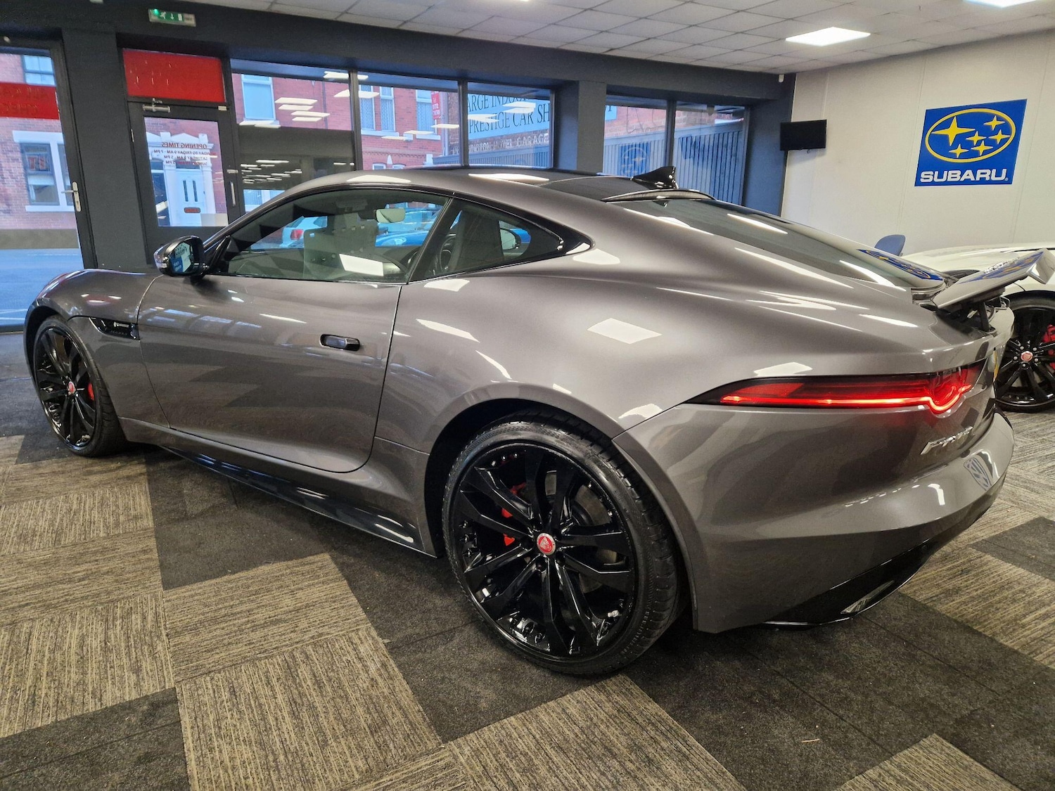 Used Jaguar F-Type 2018 for sale - 77439983: Photo 4