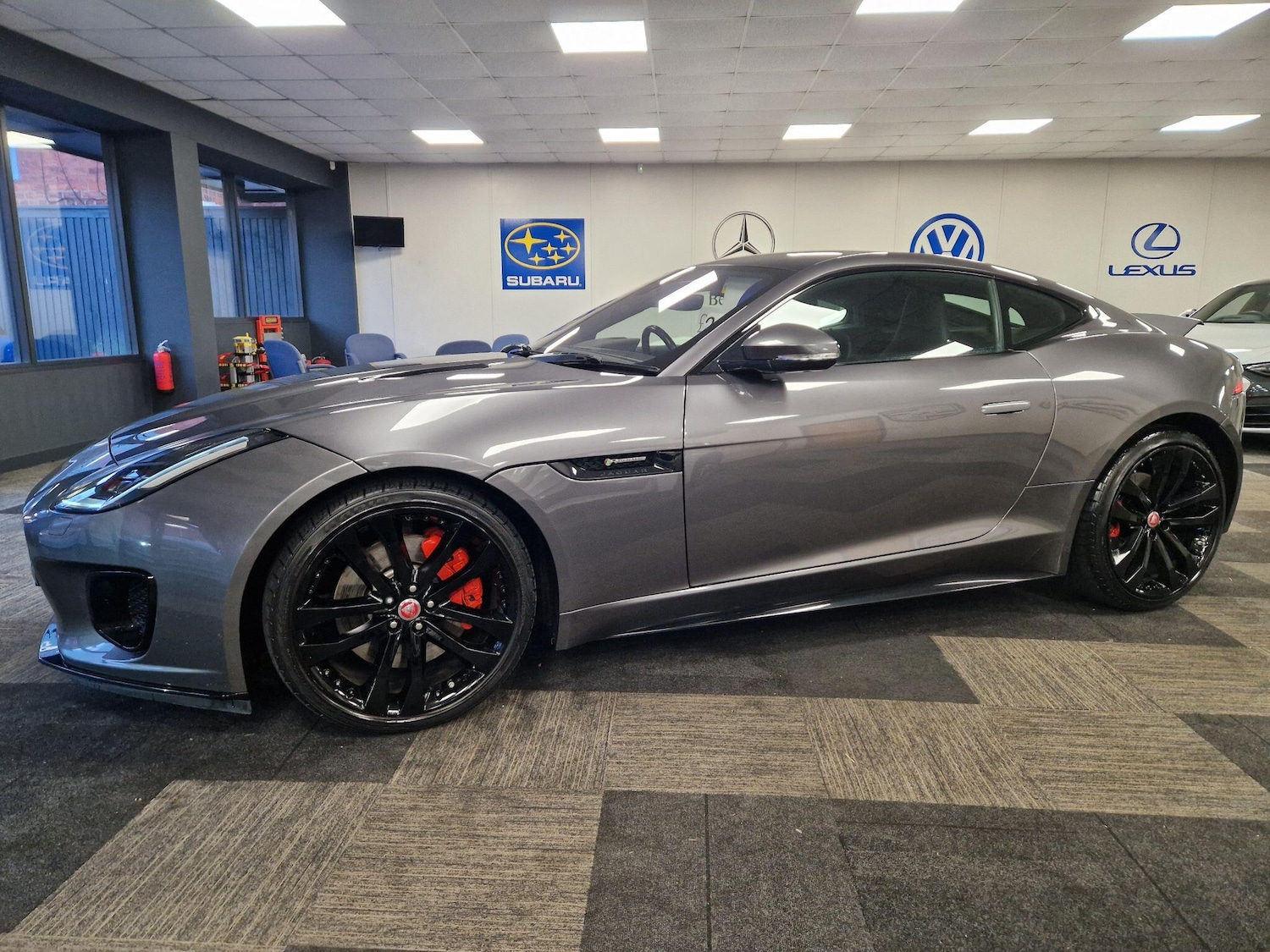 Used Jaguar F-Type 2018 for sale - 77439983: Photo 5