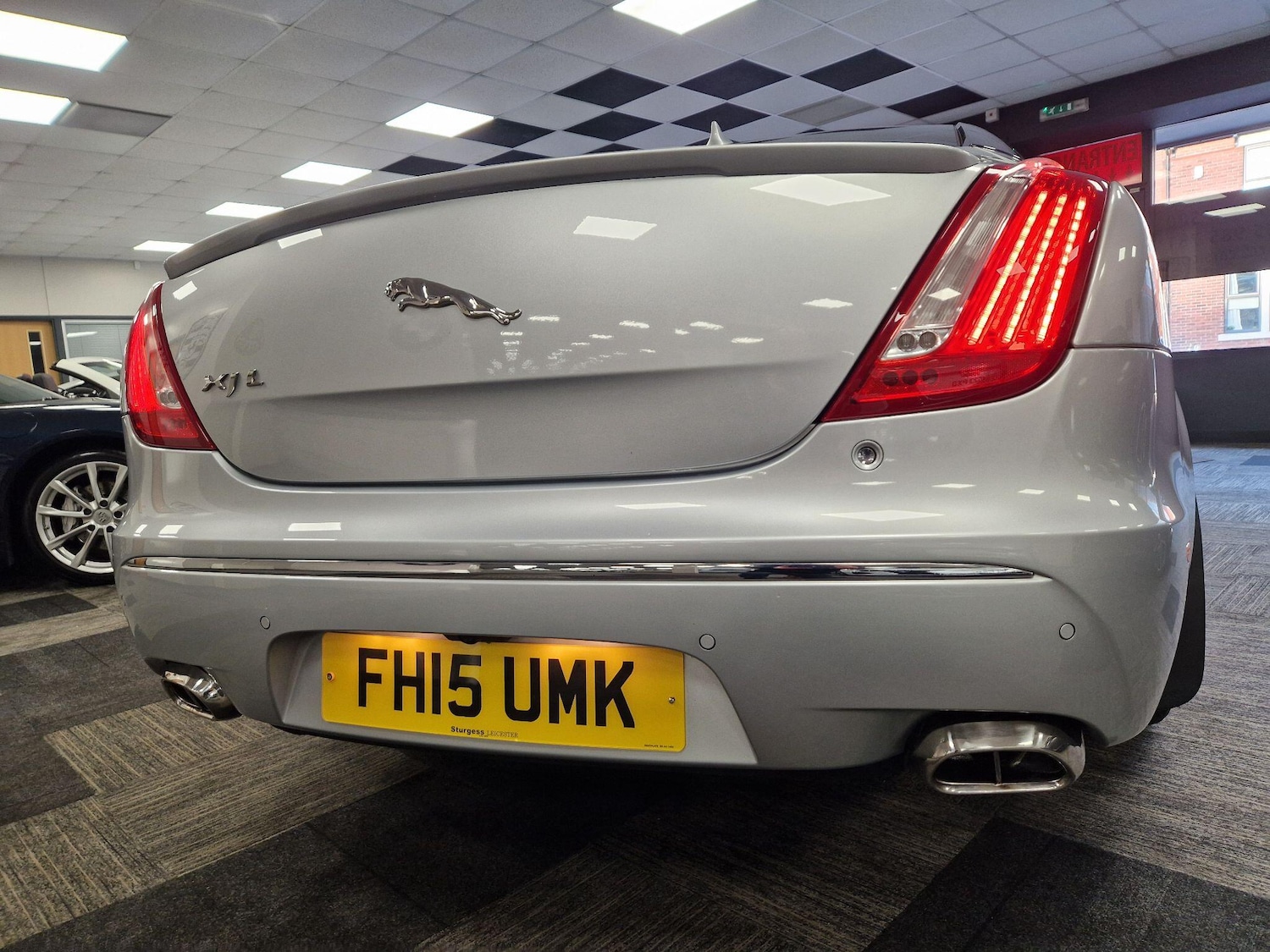 Used Jaguar XJ 2015 for sale - 77940395: Photo 10