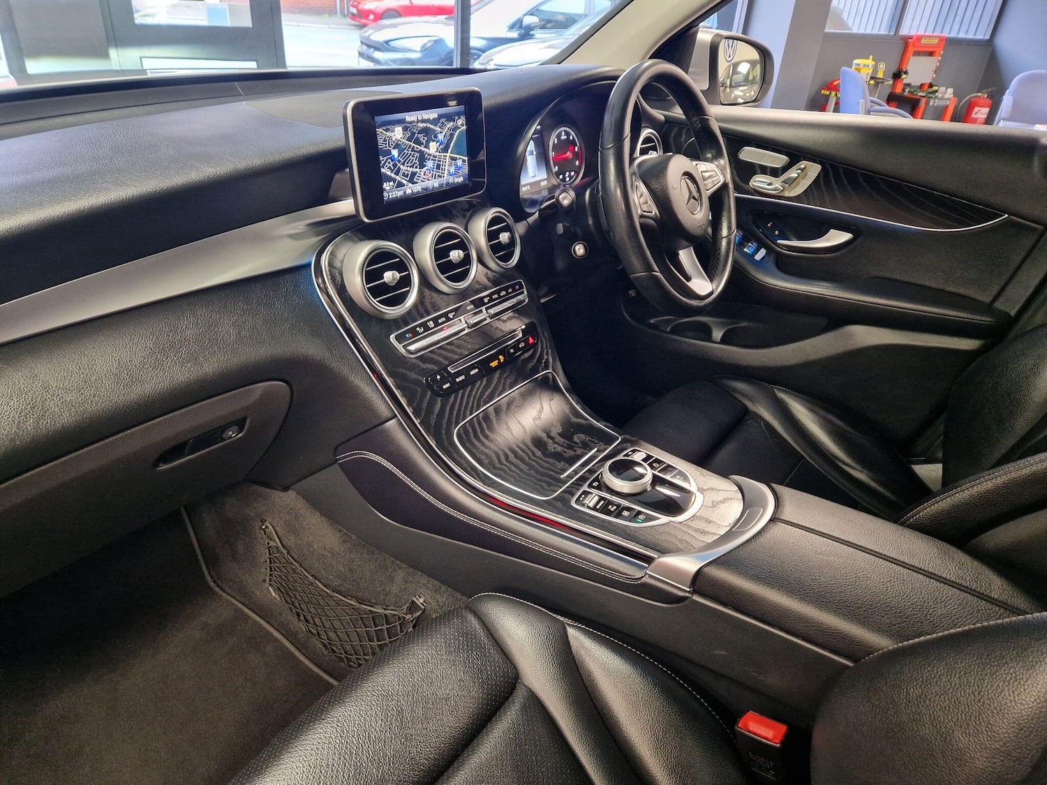 Used Mercedes-Benz GLC 2017 for sale - 77709508: Photo 24