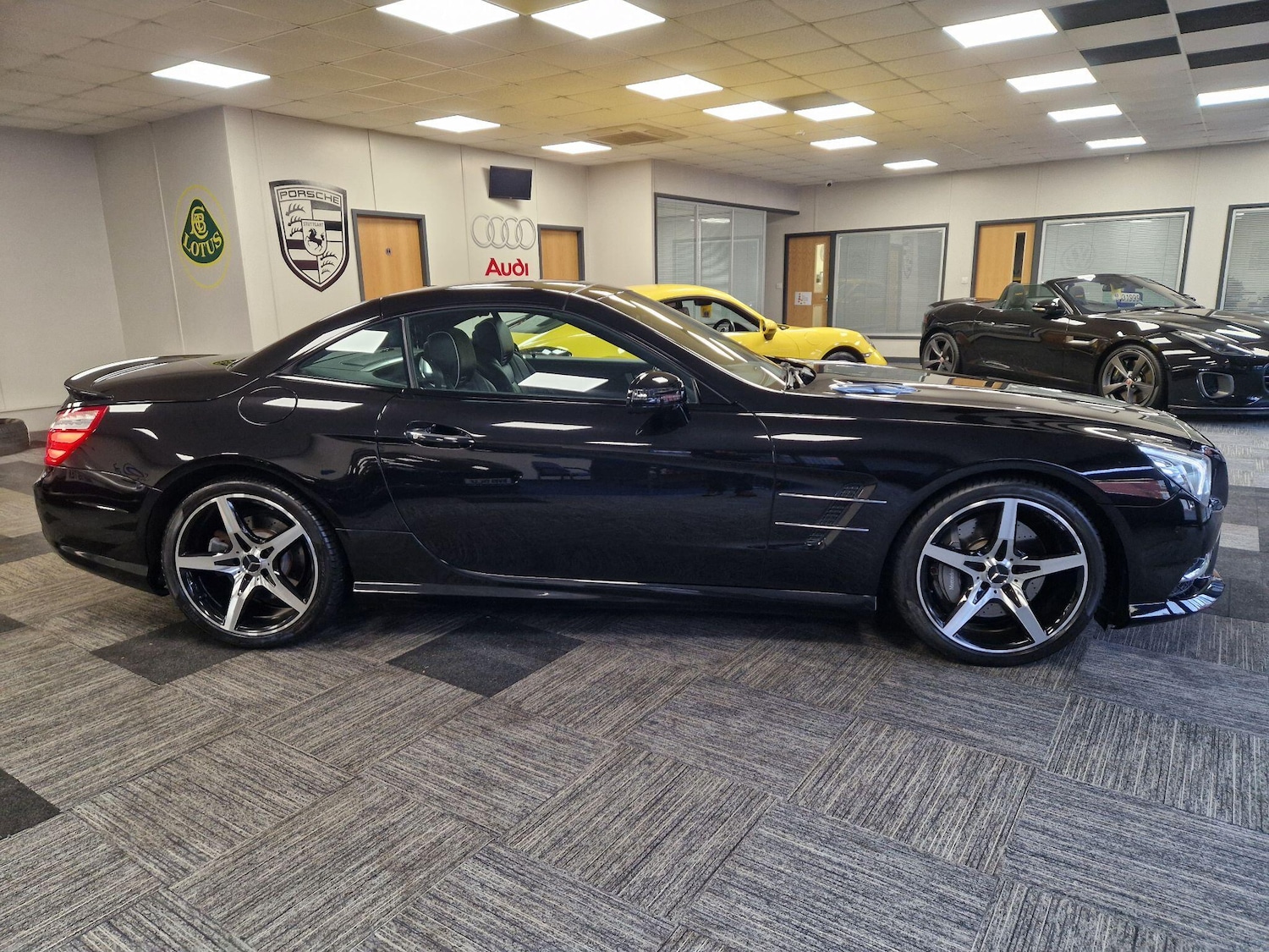 Used Mercedes-Benz SL 2014 for sale - 77216166: Photo 10