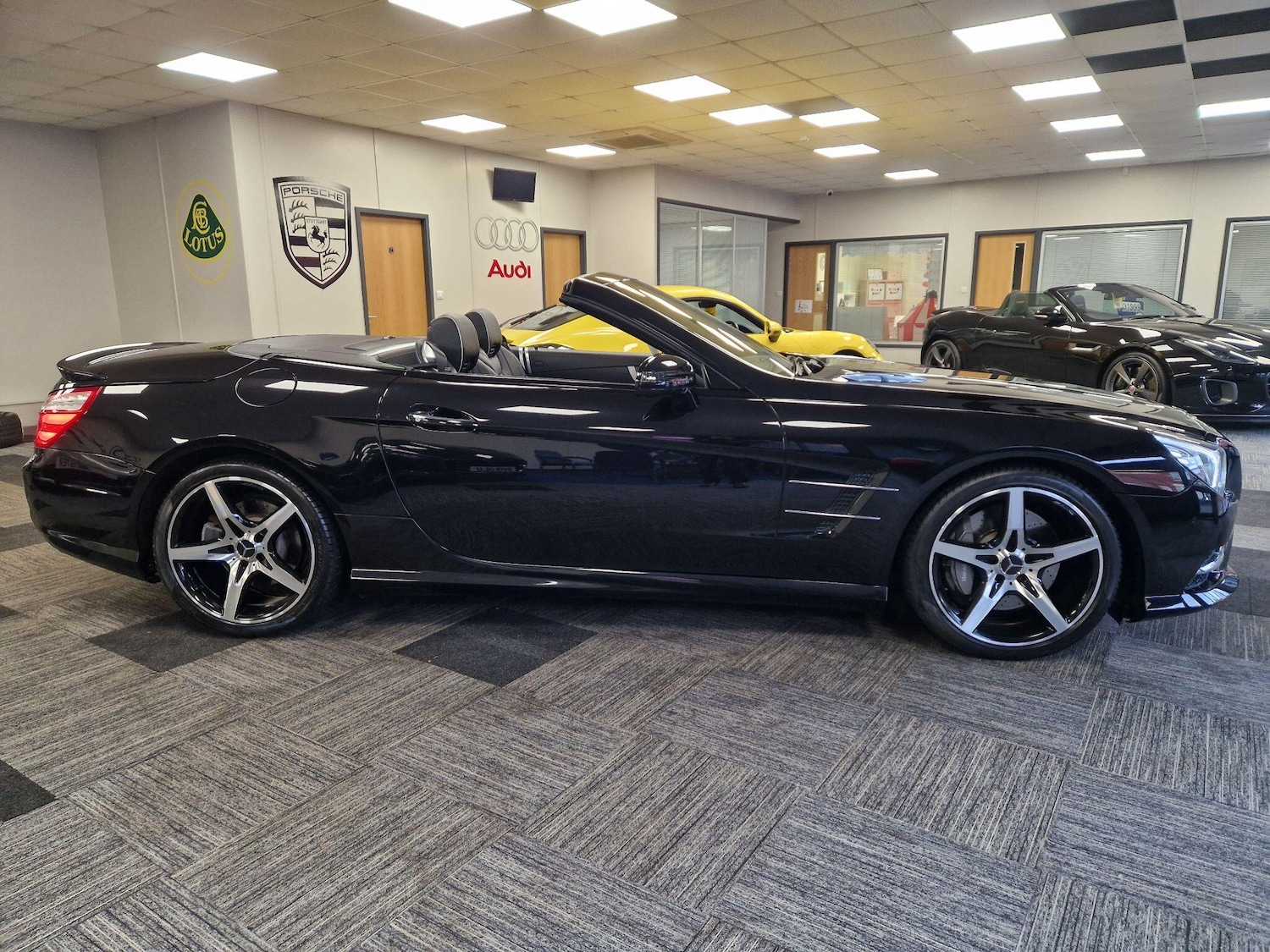 Used Mercedes-Benz SL 2014 for sale - 77216166: Photo 9