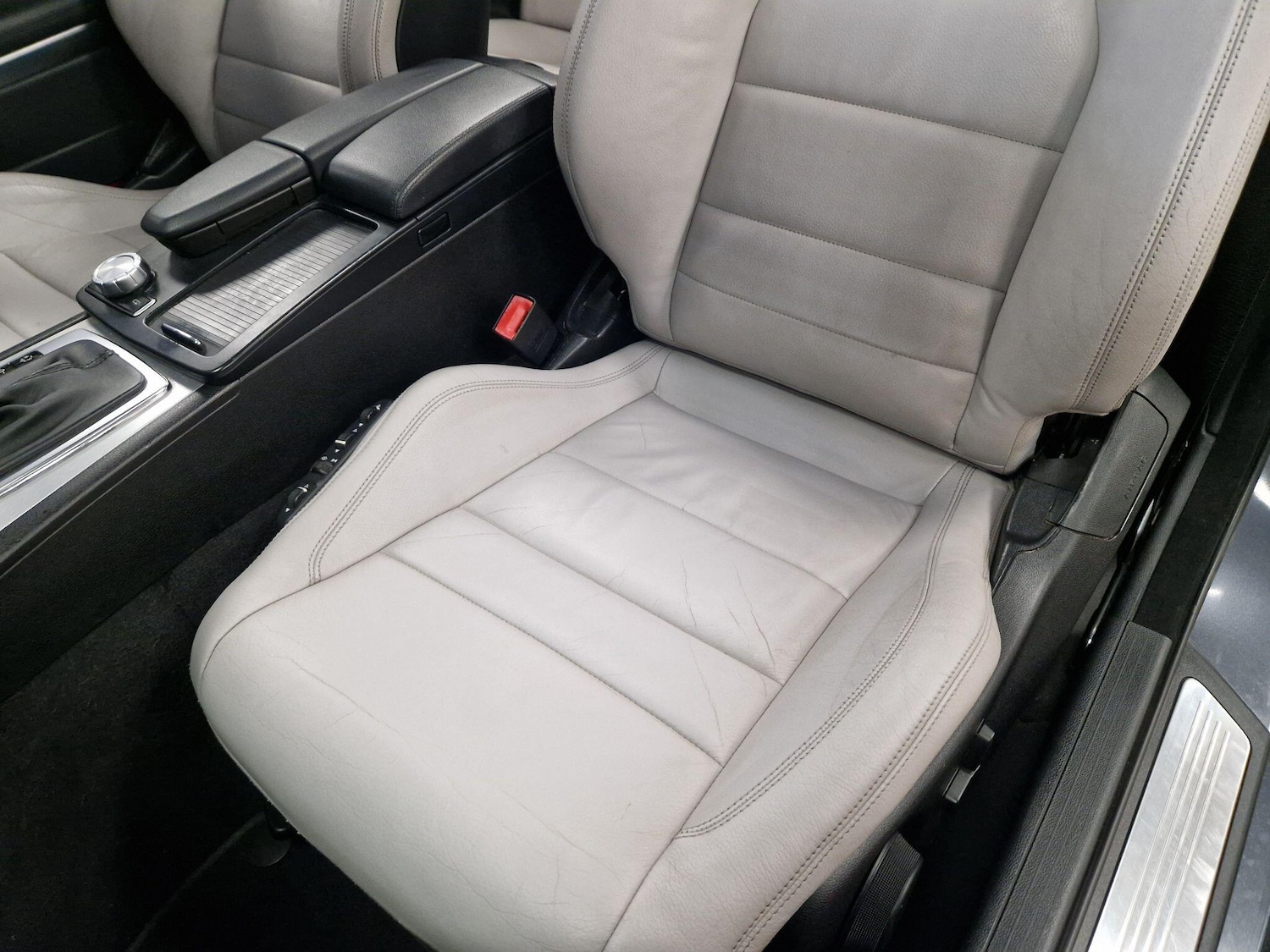 Used Mercedes-Benz E Class 2013 for sale - 78072479: Photo 21