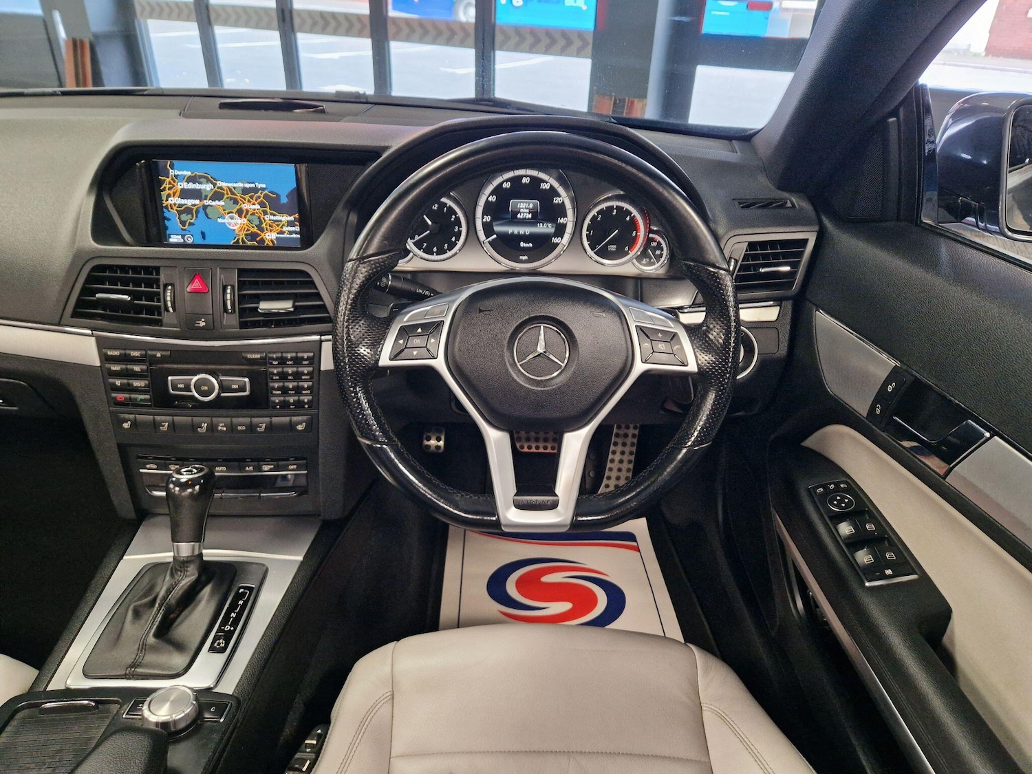 Used Mercedes-Benz E Class 2013 for sale - 78072479: Photo 28