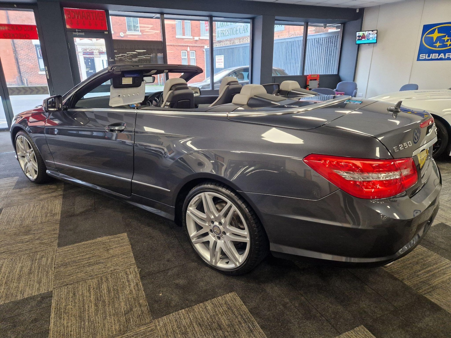 Used Mercedes-Benz E Class 2013 for sale - 78072479: Photo 7