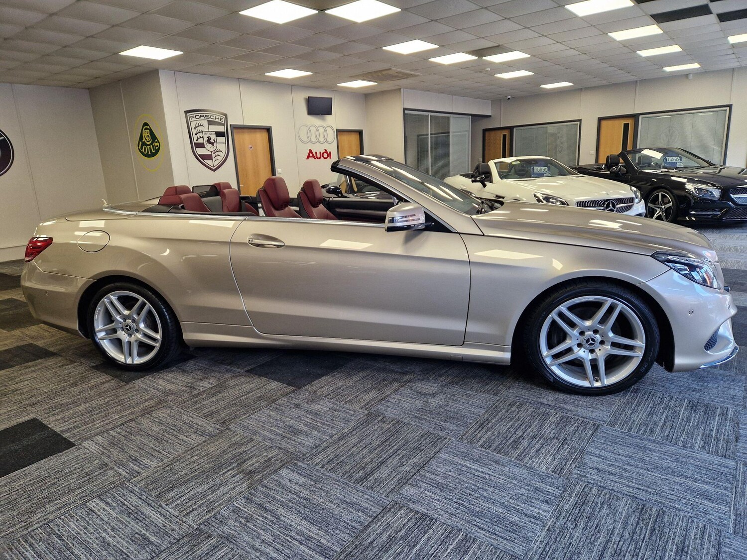 Used Mercedes-Benz E Class 2015 for sale - 77839776: Photo 7