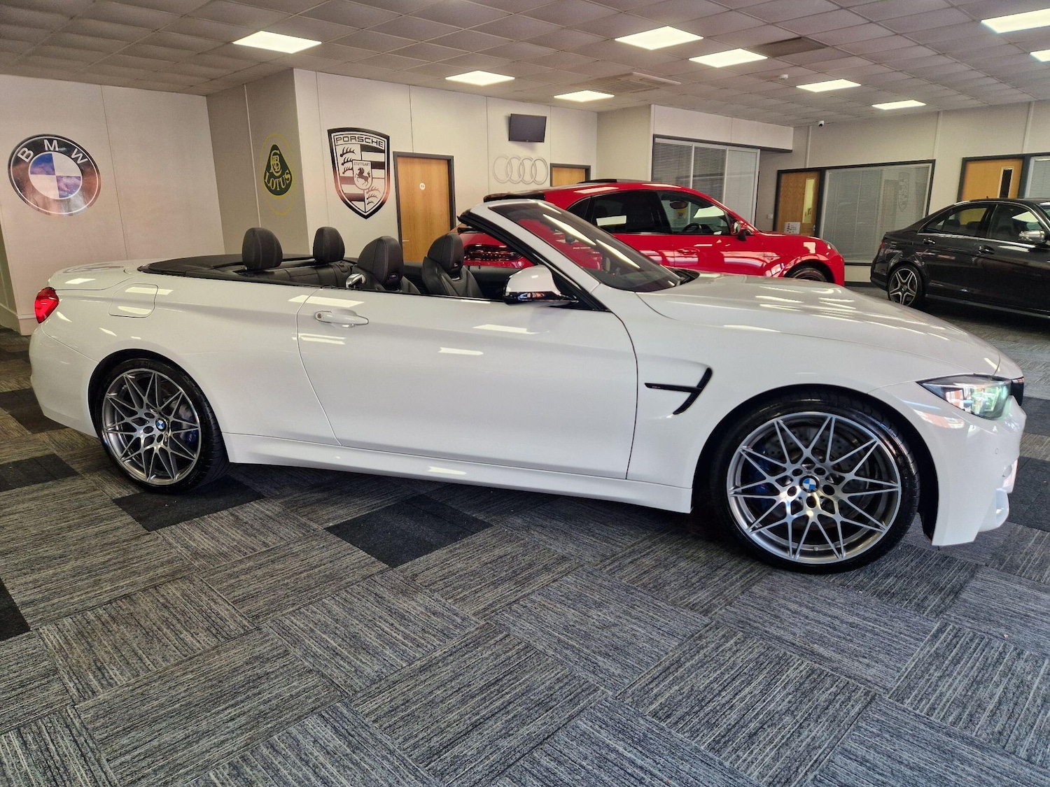 Used BMW M4 2017 for sale - 76831729: Photo 12