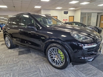 Used Porsche Cayenne 2017 for sale - 79288290: Photo