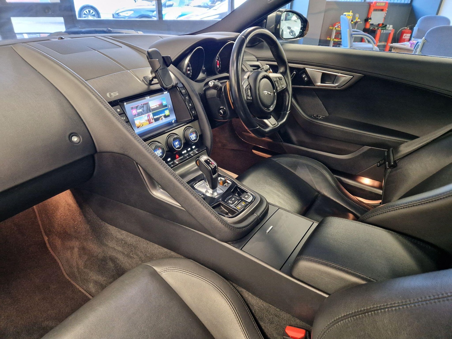 Used Jaguar F-Type 2016 for sale - 77478674: Photo 22