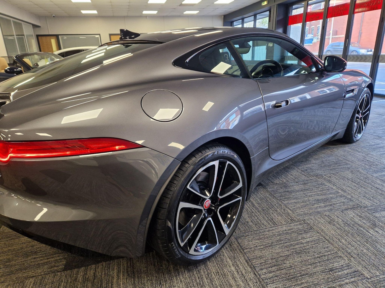 Used Jaguar F-Type 2016 for sale - 77478674: Photo 7