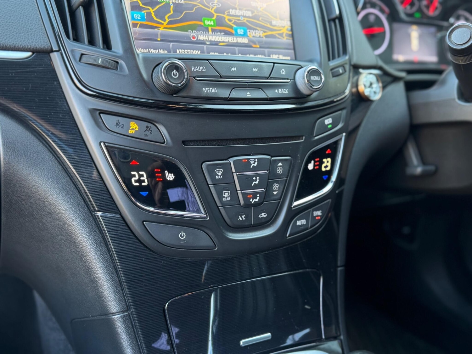 Used Vauxhall Insignia 2015 for sale - 78101186: Photo 43