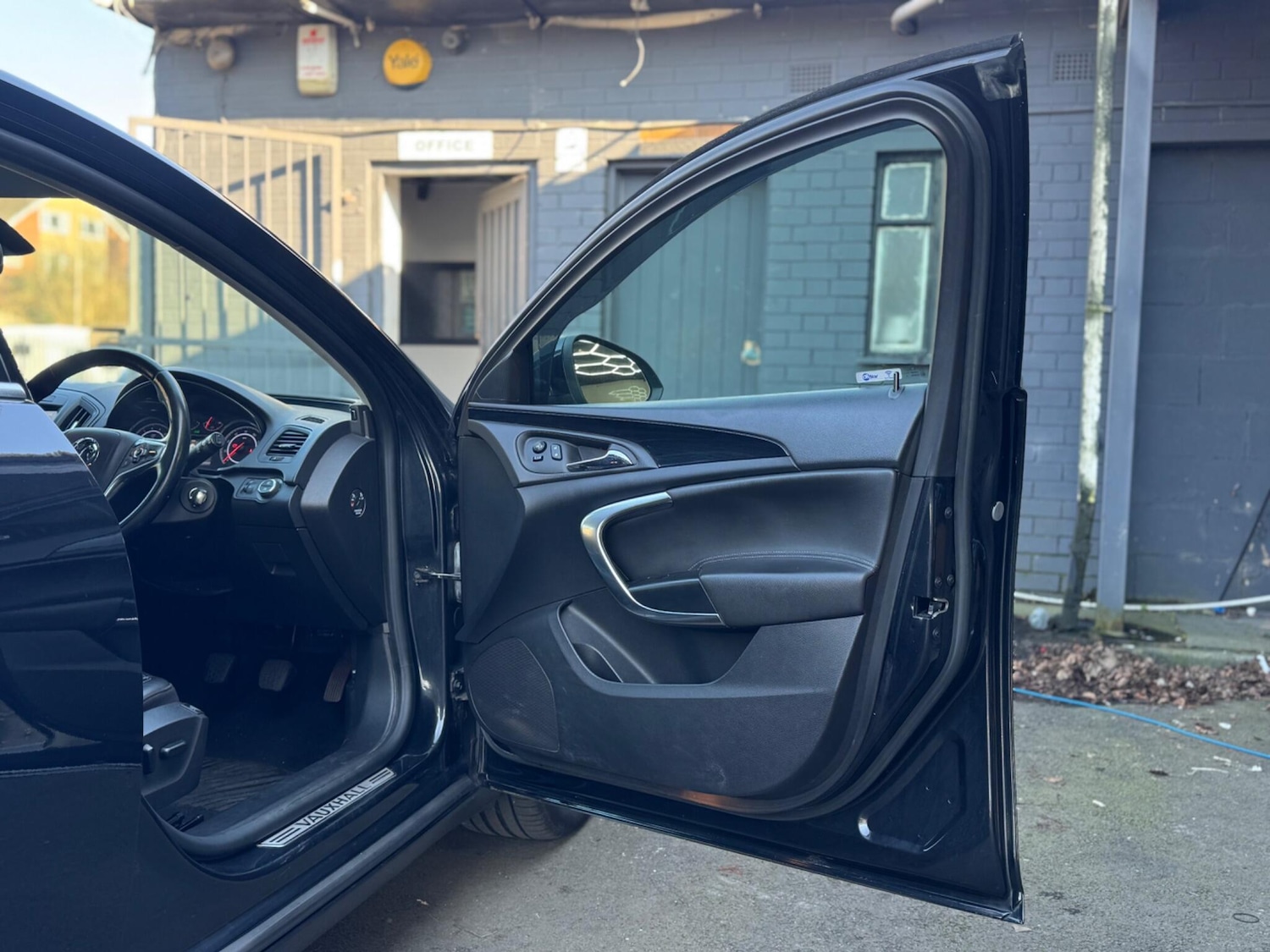 Used Vauxhall Insignia 2015 for sale - 78101186: Photo 64