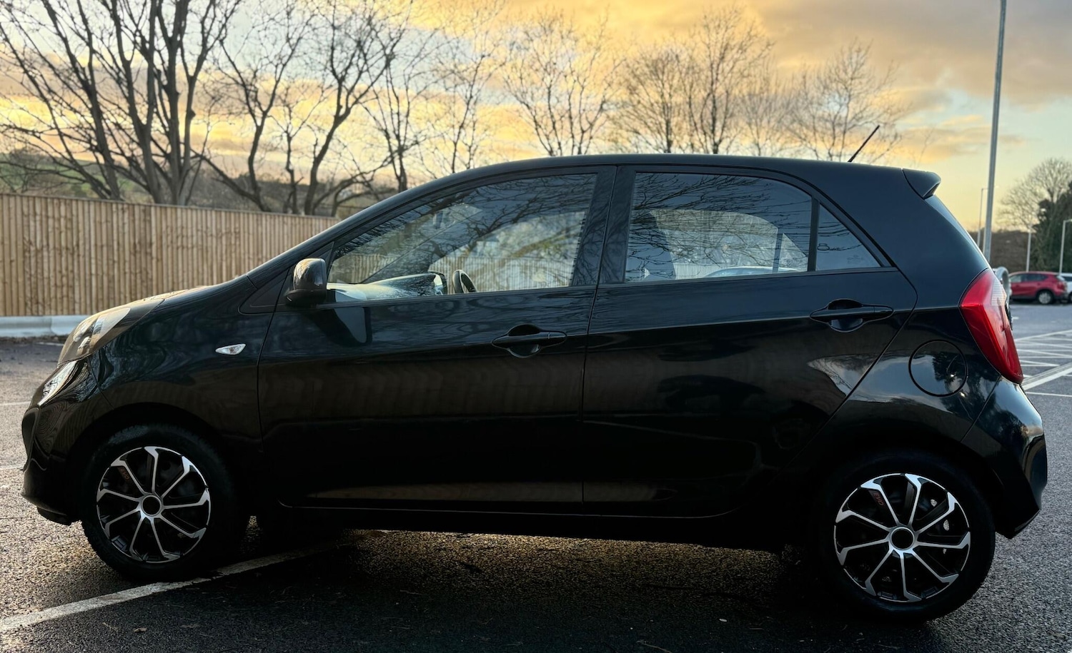 Used Kia Picanto 2011 for sale - 76702460: Photo 21