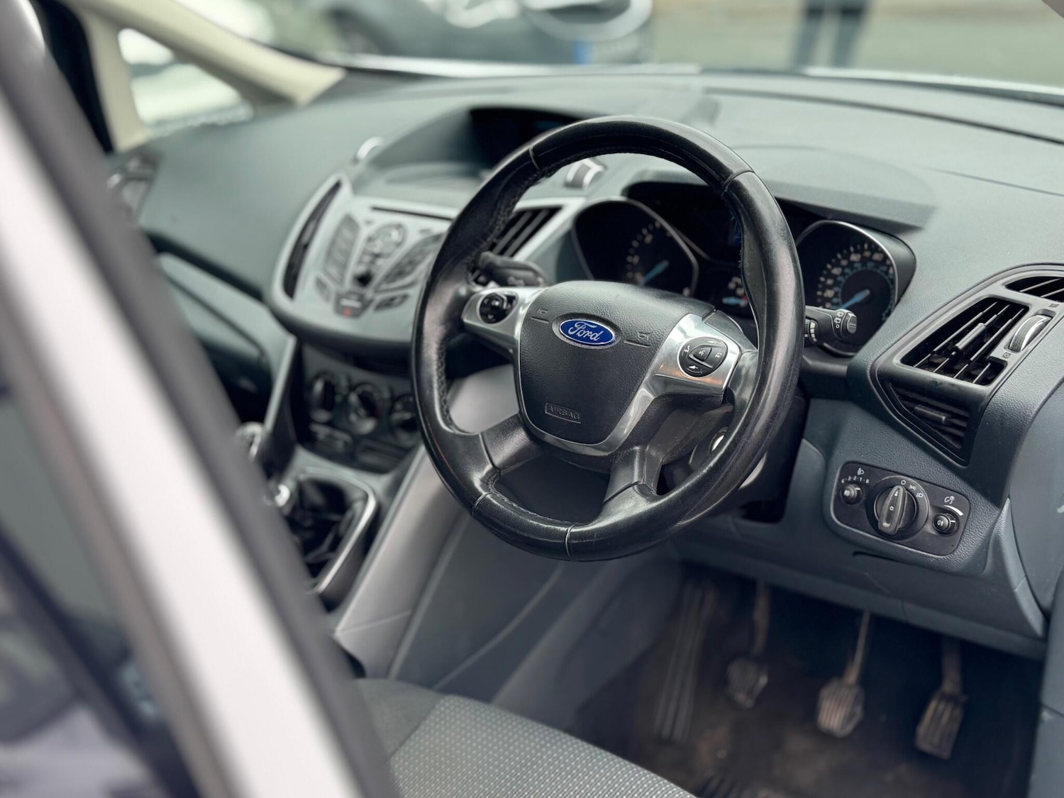 Used Ford C-Max 2015 for sale - 78100927: Photo 48