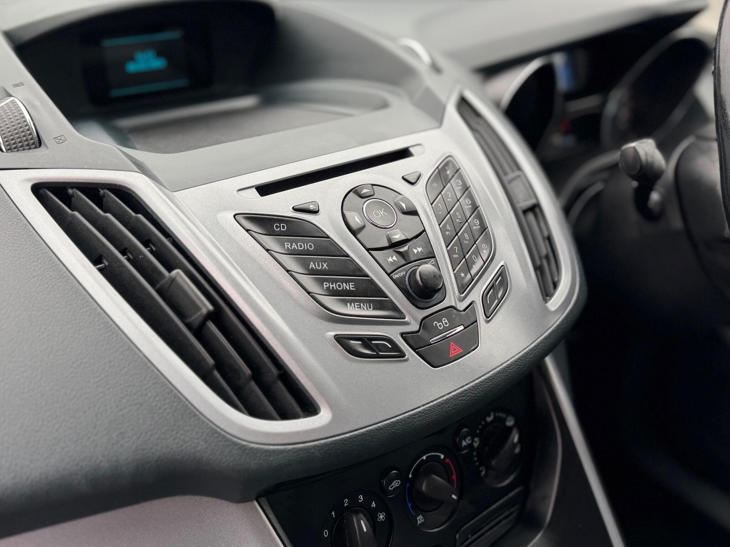 Used Ford C-Max 2015 for sale - 78100927: Photo 51