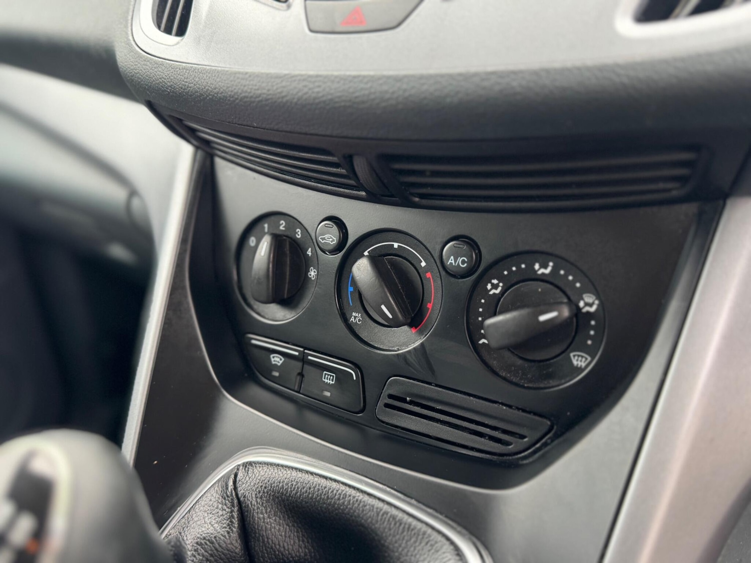 Used Ford C-Max 2015 for sale - 78100927: Photo 62