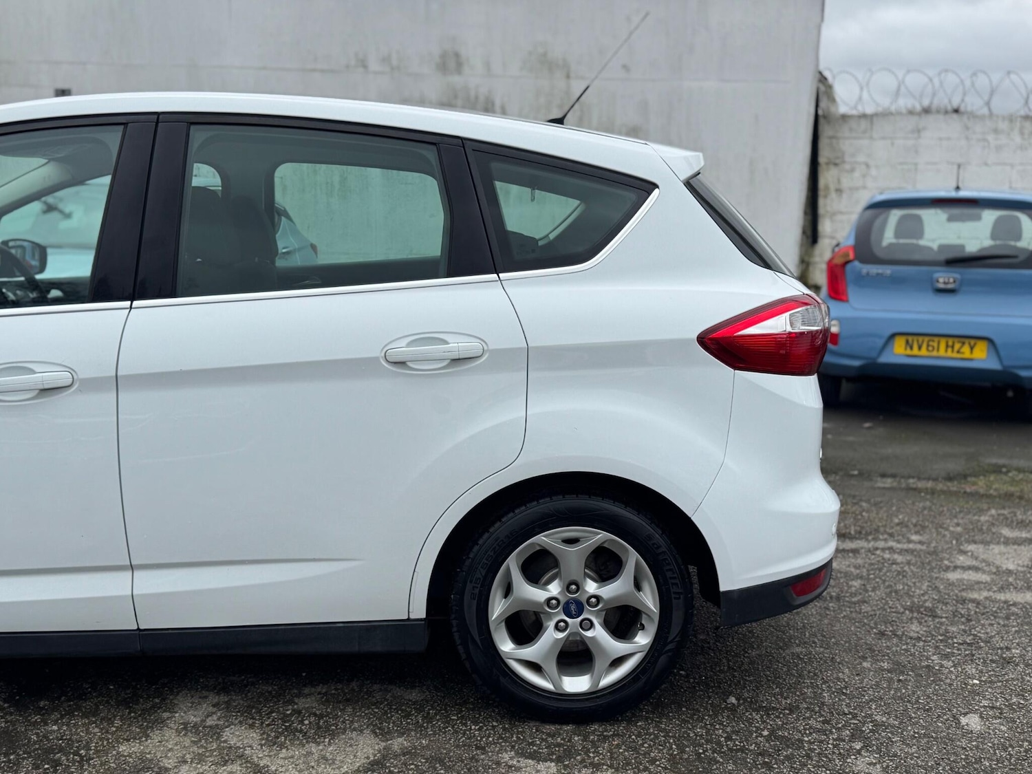 Used Ford C-Max 2015 for sale - 78100927: Photo 67