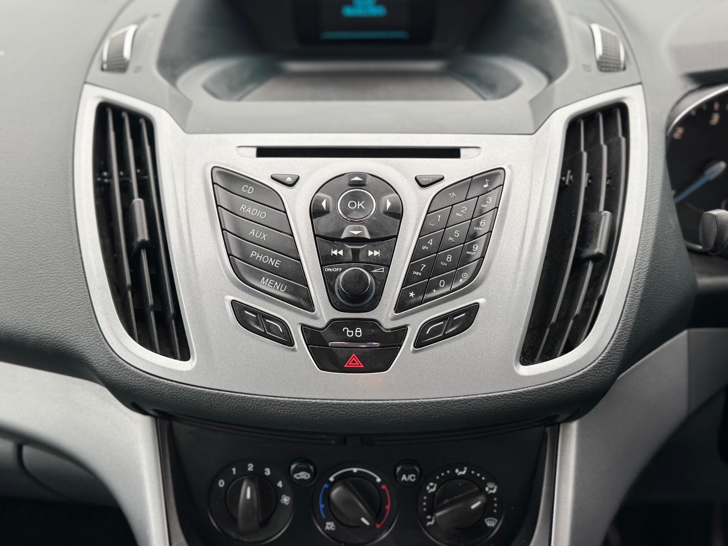 Used Ford C-Max 2015 for sale - 78100927: Photo 74