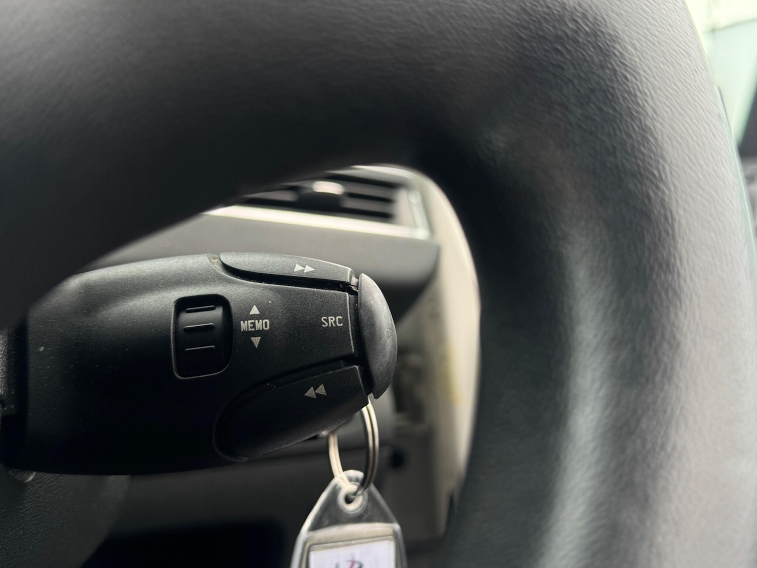 Used Peugeot 208 for sale - 77016965: Photo 39