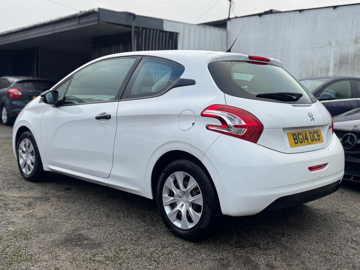 Used Peugeot 208 for sale - 77016965: Photo 4