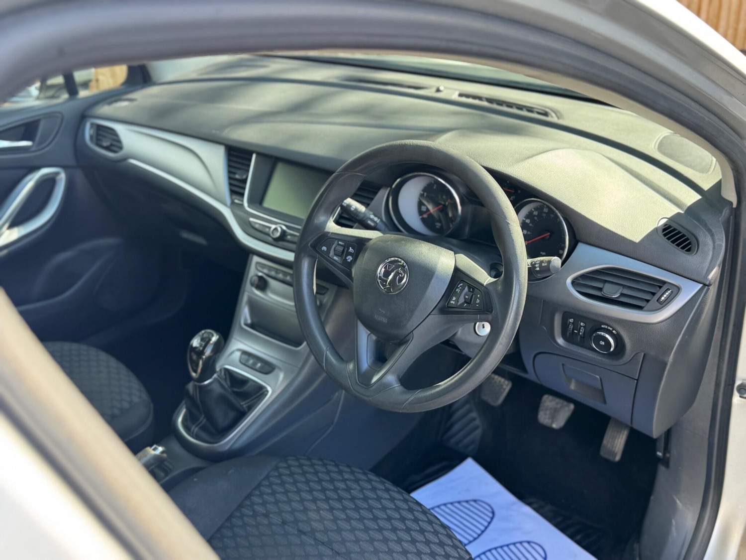 Used Vauxhall Astra 2017 for sale - 77067262: Photo 71