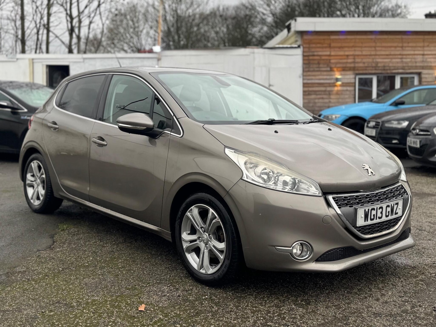 Used Peugeot 208 2013 for sale - 77305240: Photo 14