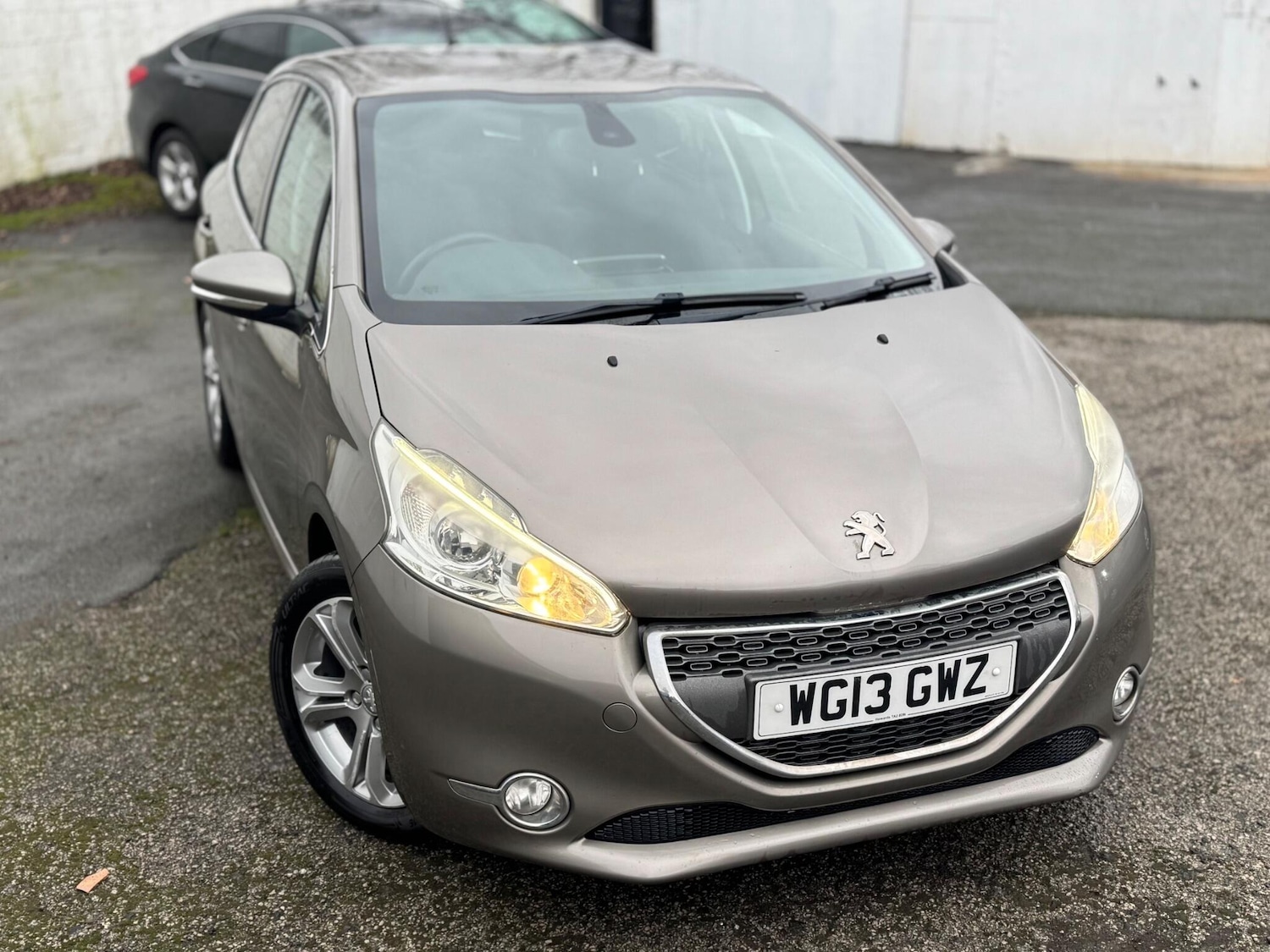 Used Peugeot 208 2013 for sale - 77305240: Photo 16