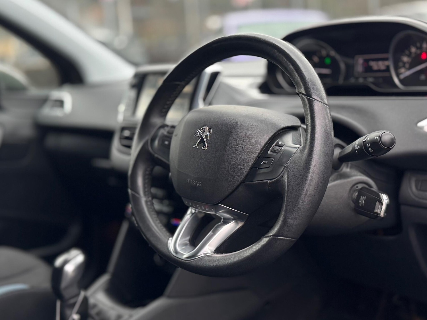 Used Peugeot 208 2013 for sale - 77305240: Photo 56