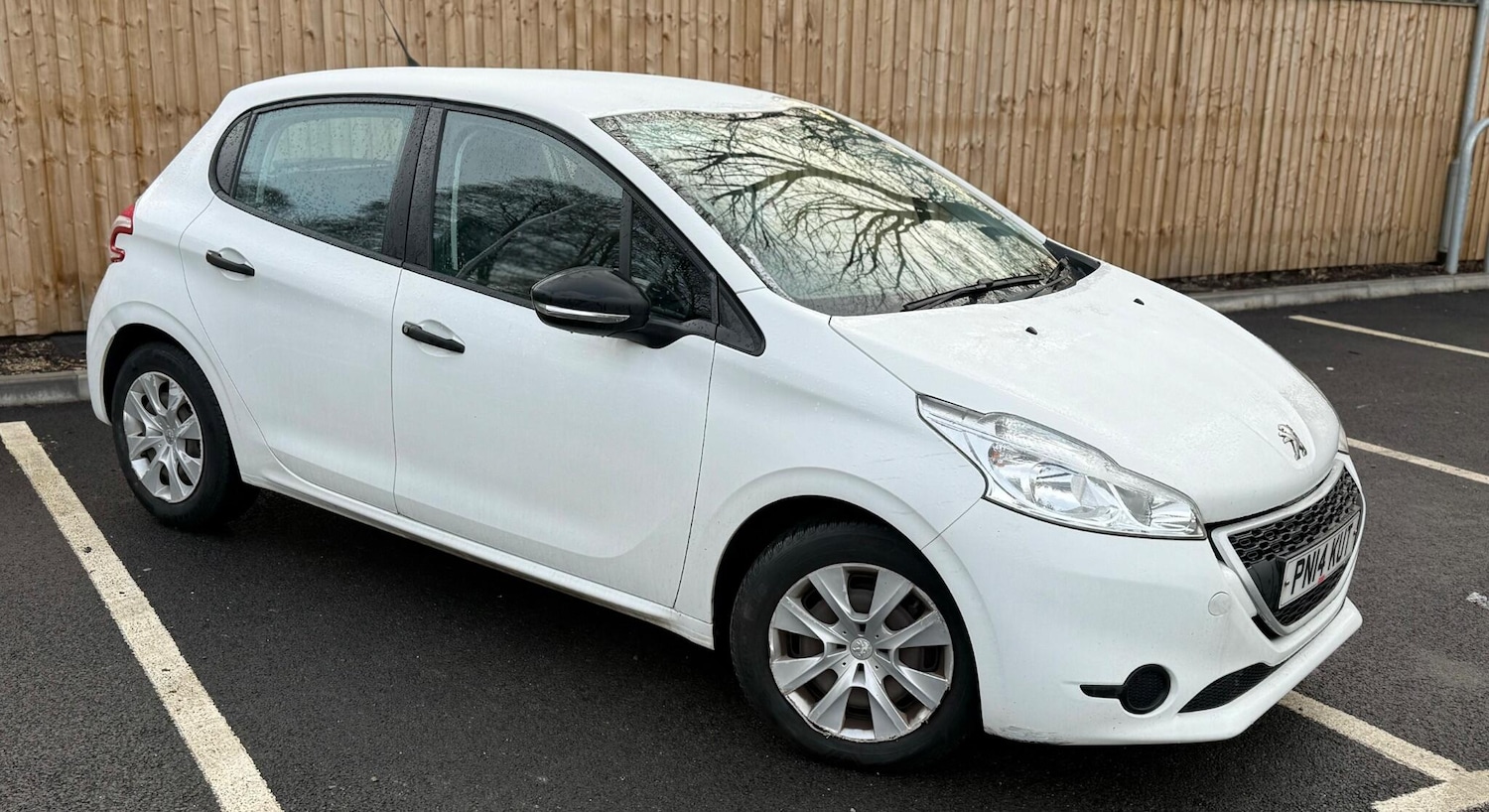 Used Peugeot 208 2014 for sale - 77203655: Photo 11