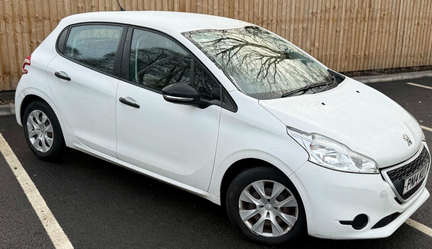 Used Peugeot 208 2014 for sale - 77203655: Photo 12