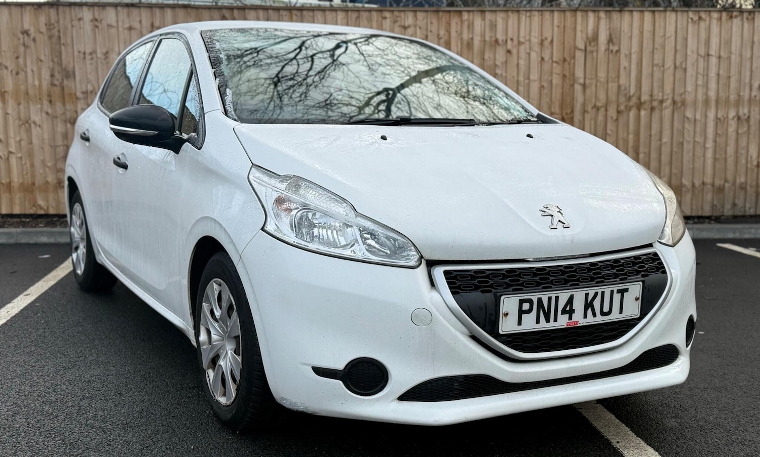 Used Peugeot 208 2014 for sale - 77203655: Photo 13