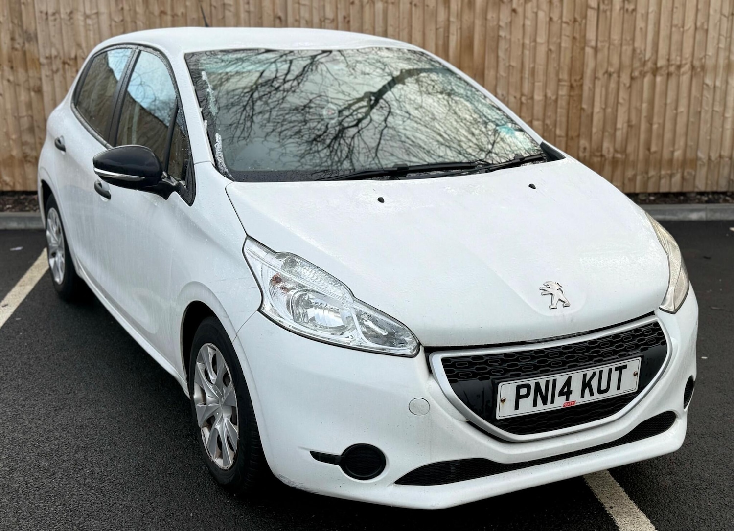Used Peugeot 208 2014 for sale - 77203655: Photo 16