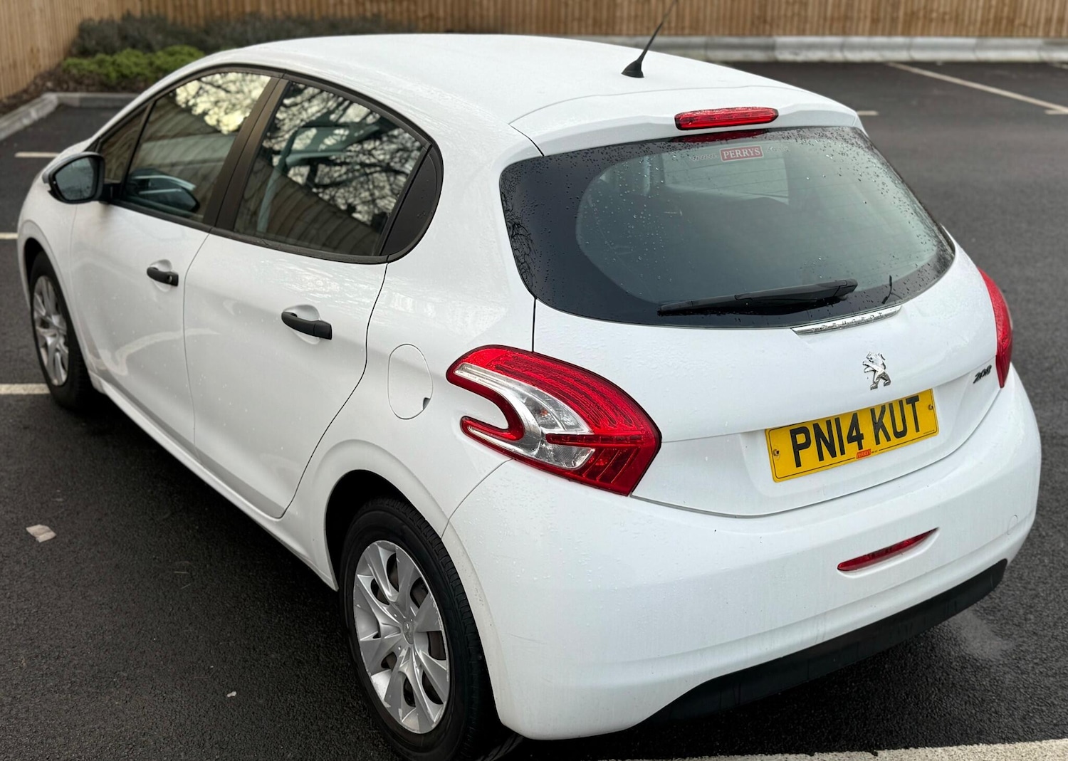 Used Peugeot 208 2014 for sale - 77203655: Photo 30