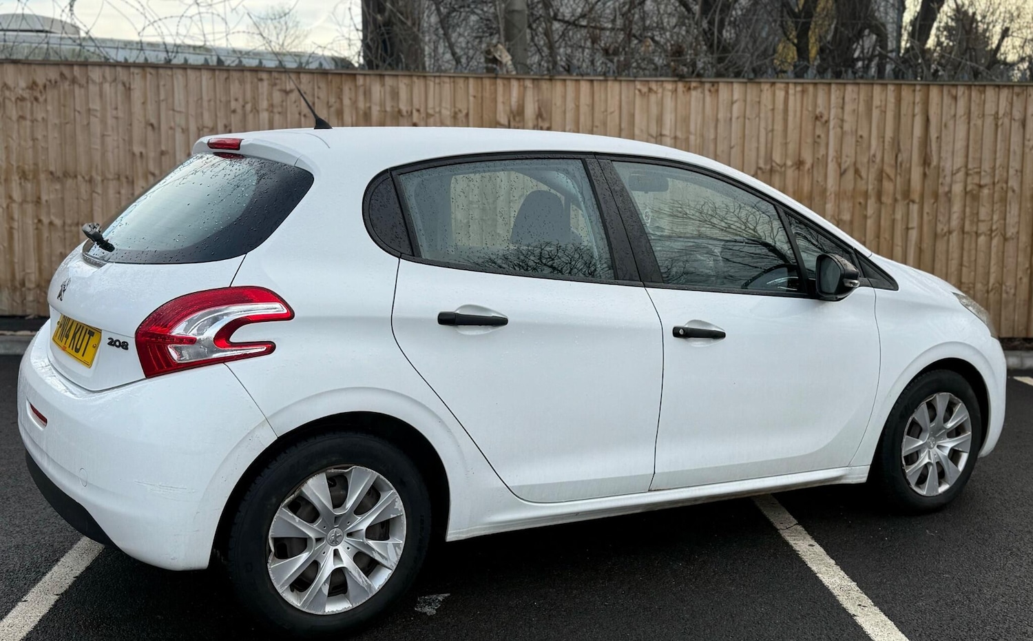 Used Peugeot 208 2014 for sale - 77203655: Photo 46