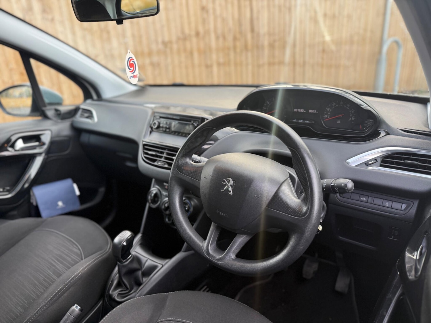 Used Peugeot 208 2014 for sale - 77203655: Photo 49