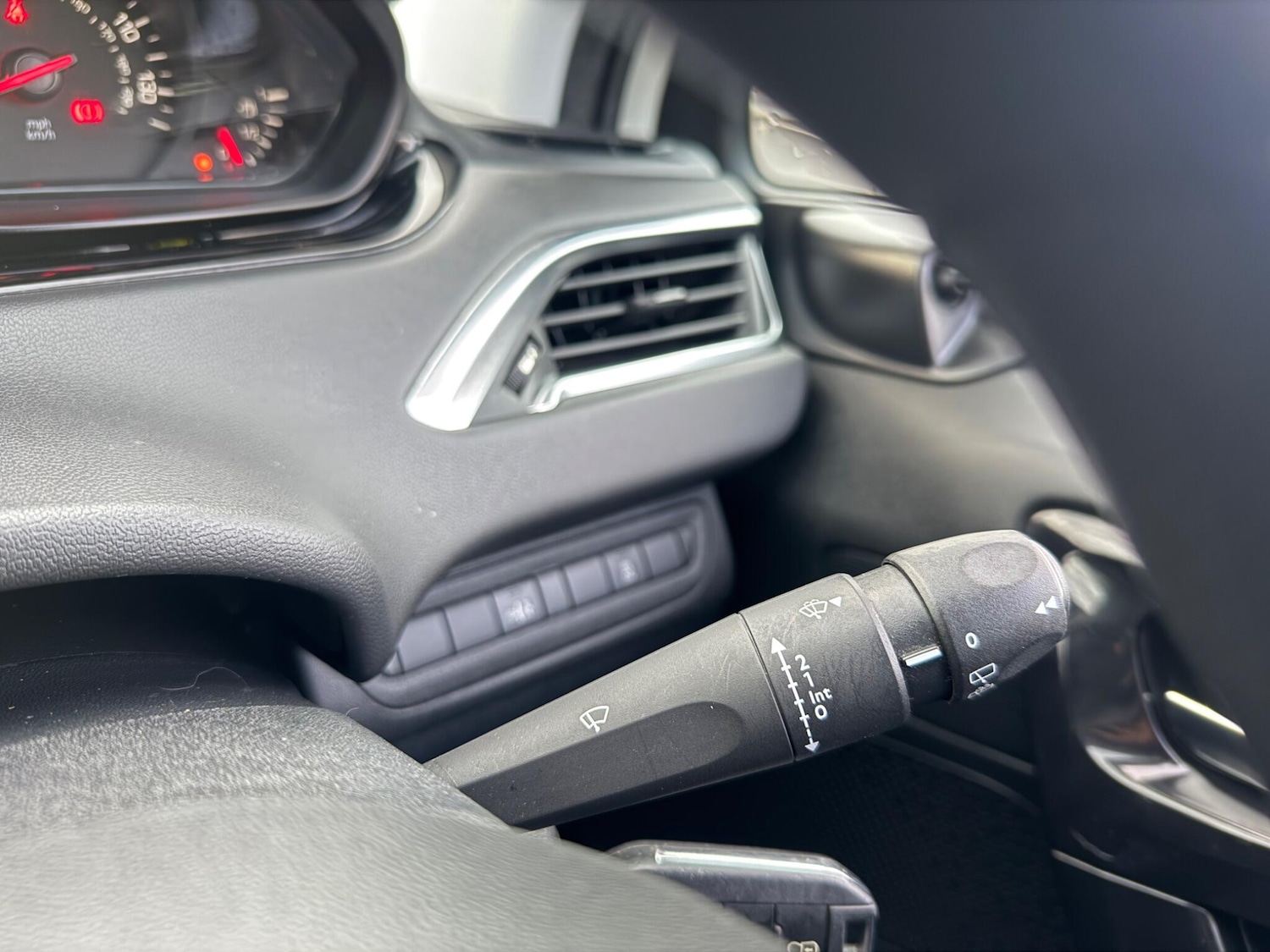 Used Peugeot 208 2014 for sale - 77203655: Photo 54