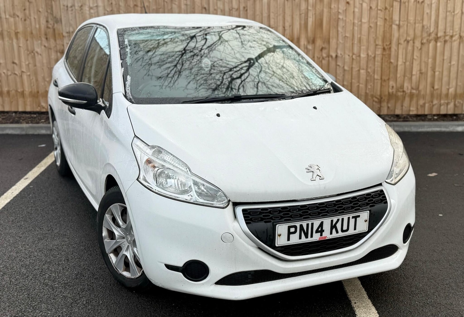 Used Peugeot 208 2014 for sale - 77203655: Photo 7