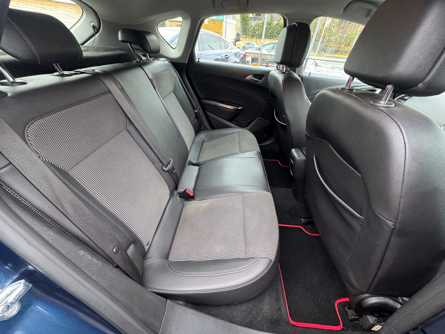 Used Vauxhall Astra 2011 for sale - 76554360: Photo 23