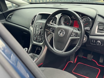 Used Vauxhall Astra 2011 for sale - 76554360: Photo