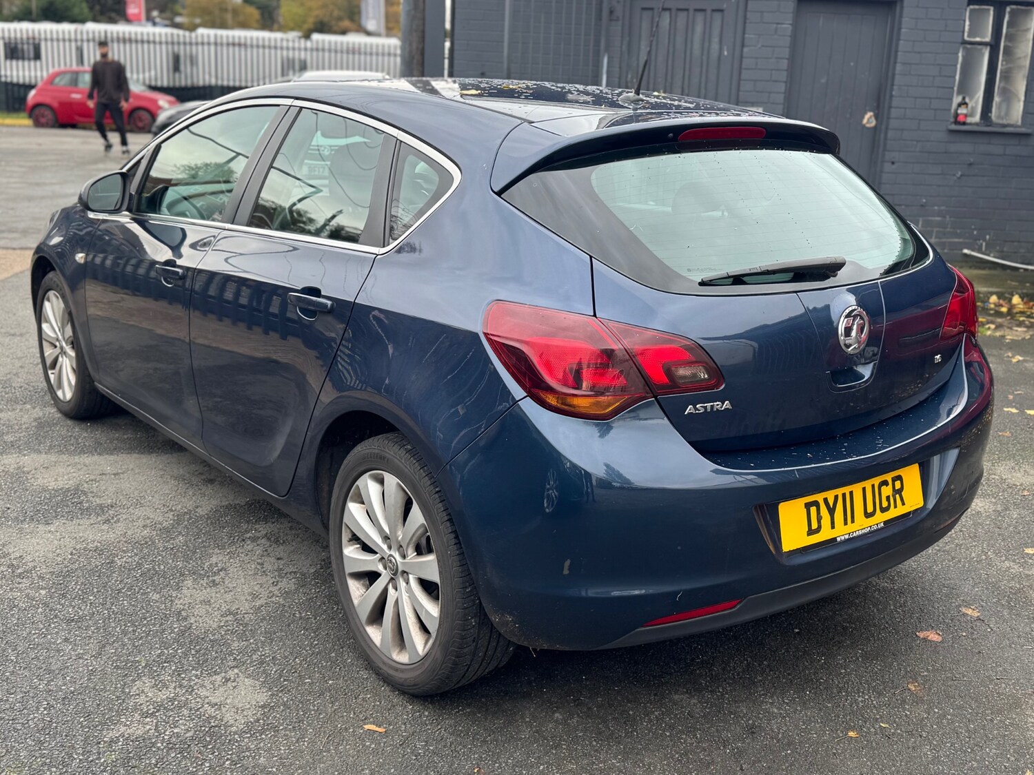 Used Vauxhall Astra 2011 for sale - 76554360: Photo 6