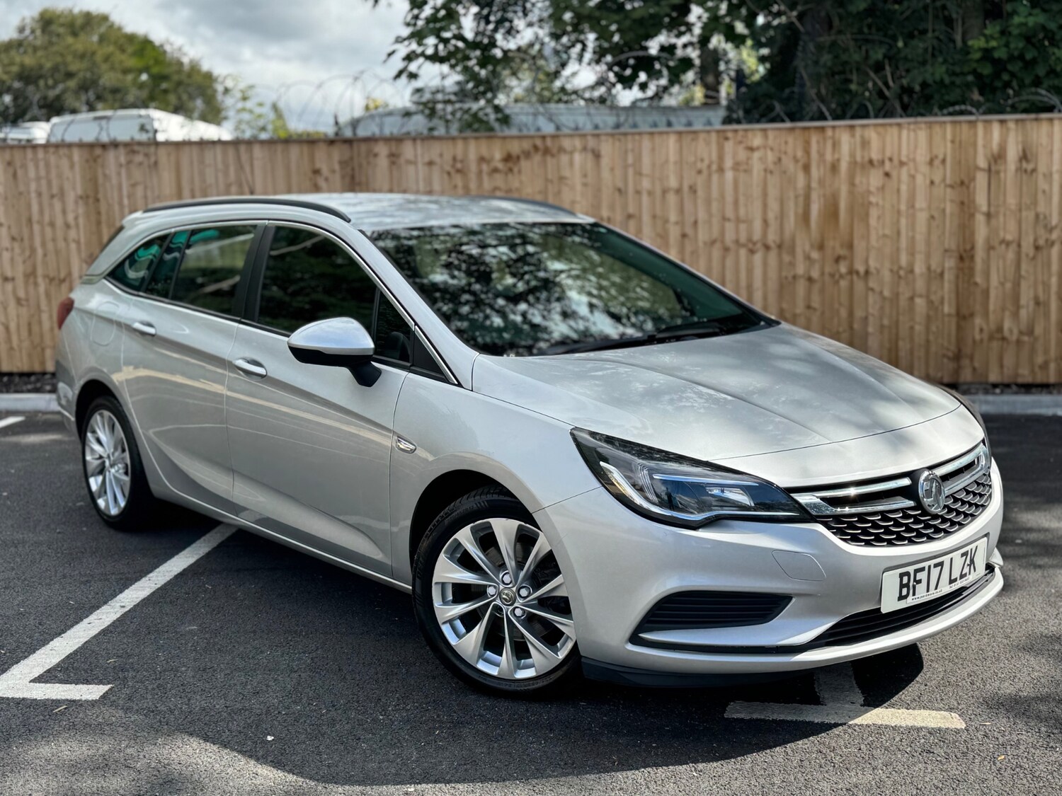 Used Vauxhall Astra 2017 for sale - 76554363: Photo 15