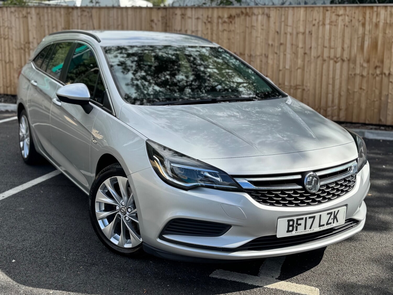 Used Vauxhall Astra 2017 for sale - 76554363: Photo 18