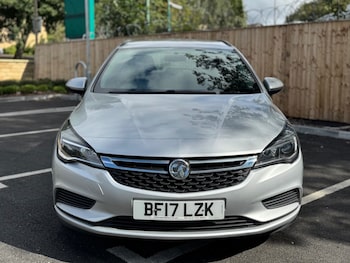 Used Vauxhall Astra 2017 for sale - 76554363: Photo