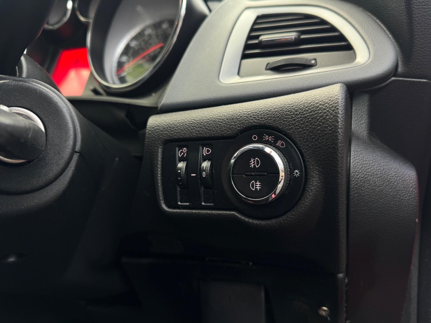 Used Vauxhall Astra GTC for sale - 77015926: Photo 70